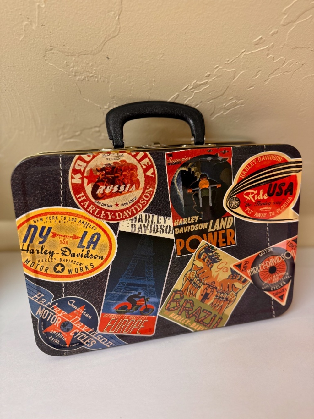 VTG Harley-Davidson Tin?Metal Travel Sticker Design Tin Case with Handle